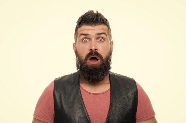 Conceito de masculinidade. Barbeiro e barba. Barba de estilo e bigode. Moda tendência barba grooming. brutalidade masculinidade e beleza. Tratamento facial do cabelo. Hipster com barba brutal cara — Fotografia de Stock