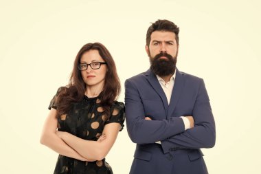İş takım. Resmi moda kıyafet. Takım çalışması ve işbirliği. İş adamları. Beyaz izole iş çift. sakallı adam sakal ve seksi kadın takım. ofis takım güç. mükemmel görünümlü