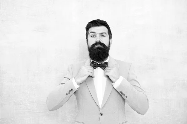 Tuxedo fashion look. bearded man in bow tie and tuxedo. gentleman go on love date. mature businessman in blue jacket. glamour hipster male with beard. bride groom at wedding party. Looking in future — Stock Photo, Image