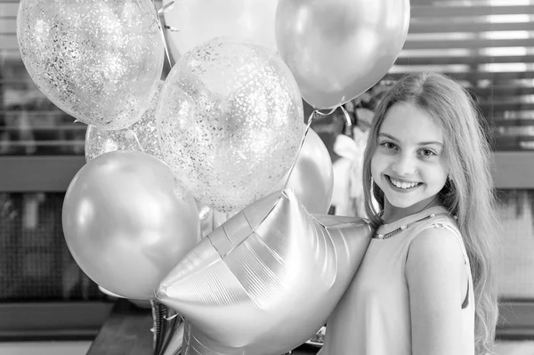 Smiling beauty. Girl with balloons celebrate birthday in cafe. Birthday party. Ideas how to celebrate birthday for teens. Girl smiling child hold bunch balloons. Her special day. Birthday celebration — Stock Photo, Image