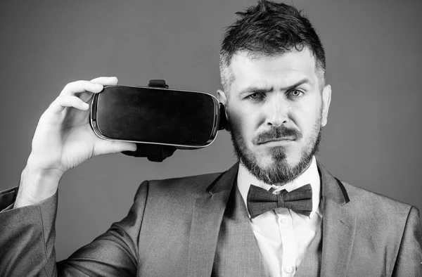 use future technology. Digital future and innovation. virtual reality goggles. Modern business. bearded man wear wireless VR glasses. businessman in VR headset. Visual reality. Using VR technologies