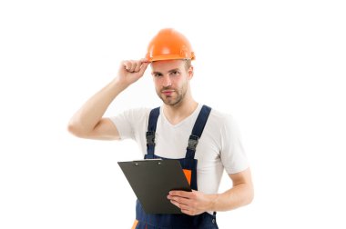 Genel plan. Tamir servisi. Onarım ve yenileme konsepti. Tamir atölyesi. Tamirci ev tamircisi. Tamir ve yenileme. Ev tadilatı. Beyaz arka planda kask takan işçi.