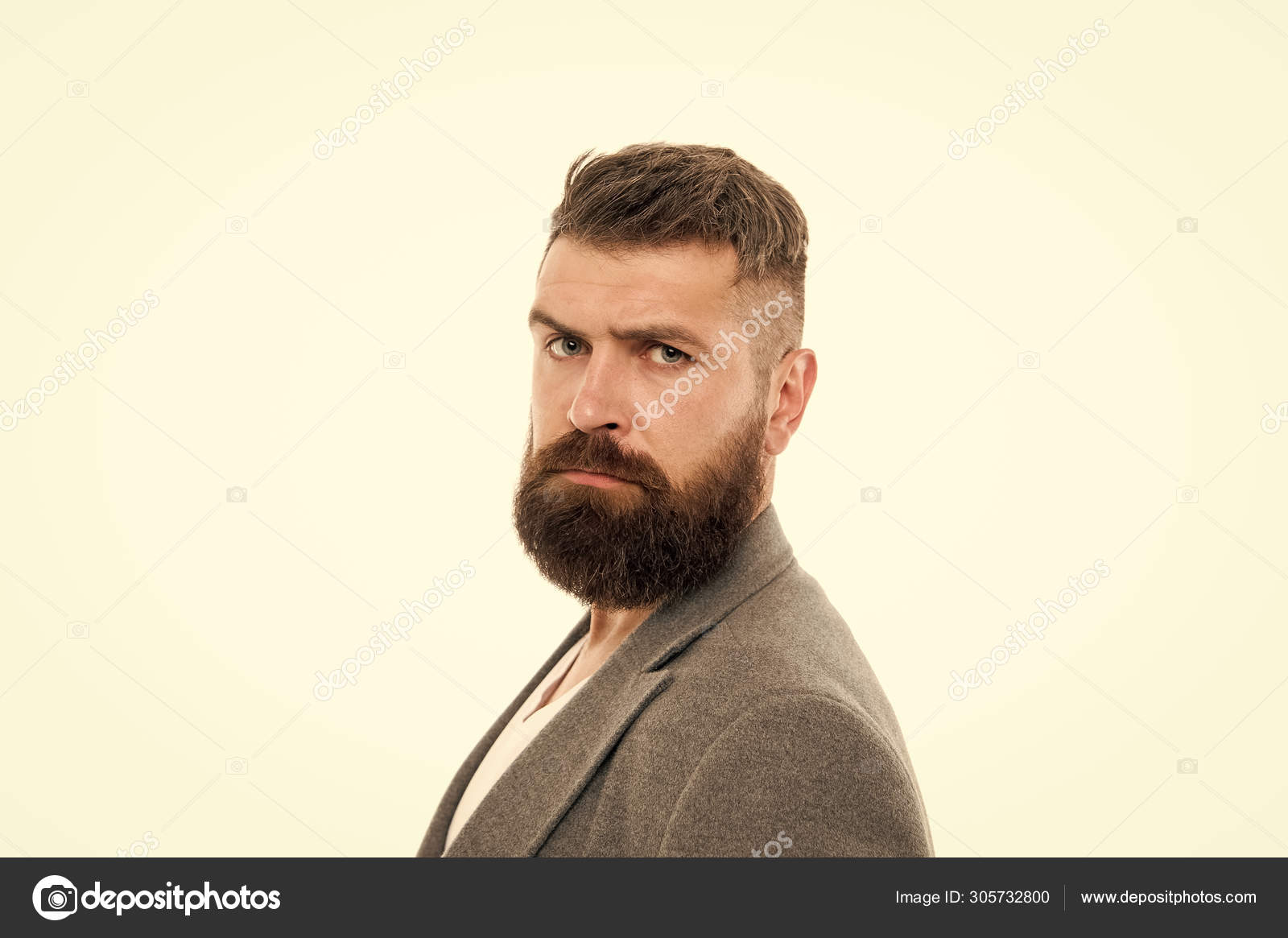 Mannen tillskriver mogen blond kvinna Mannen tillskriver mogen blond kvinna