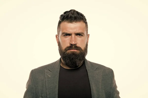 Tijd voor een nieuw kapsel. Bebaarde man. Vertrouwen en knappe brutale man. Baard kapsel door kapper bij kapsalon krijgen. Mannelijke kapper zorg. Volwassen hipster met baard. Zorg voor haar en baard — Stockfoto