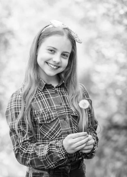 Dandelion. Spring holiday. Womens day. happy child hold blowball. summer vacation. Rancho and country. Natural beauty. Childhood happiness. little girl and with taraxacum flower. Take you flower — Stock Photo, Image