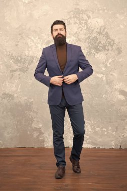 Mükemmel bir kıyafet seçin. Sakallı adam resmi elbiseli. İş başarı. Sakallı adam. Erkek moda bakmak. Sakallı hippi. Sakallı adam hippi ceketi giyen. Kendine güvenen iş adamı. Olgun hipster sakallı