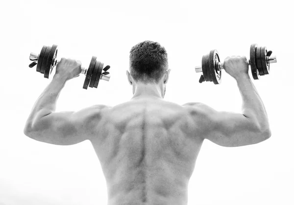 Homme sportif haltérophilie. stéroïdes. équipements de fitness et de sport. Musclé dos homme exercice le matin avec haltère. corps athlétique. Gymnase d'haltères. adapter votre corps et perdre du poids. Équilibrer votre vie — Photo