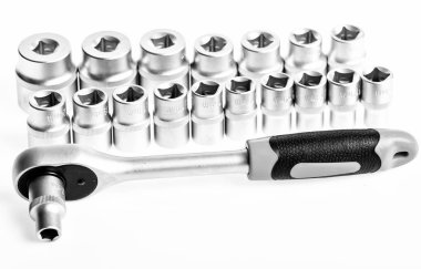 tamir edeceğiz. mükemmel araç kiti. Krom Vanadyum Çelik. metallized düzeltme ekipmanları. beyaz arka planda izole edilmiş soket anahtarı