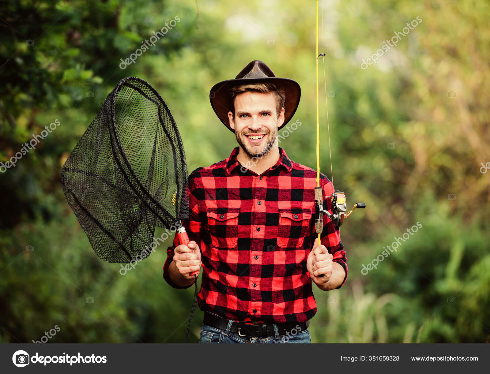 Gone Fishing. fisherman with fishing rod. happy man in cowboy hat. western  portrait. Vintage style man.