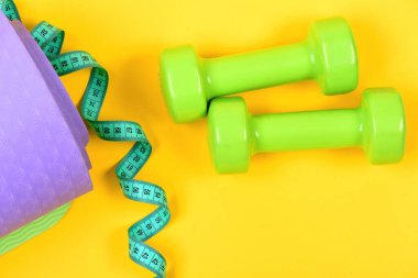 Dambıllar ve şeritler mavi ile ölçülsün