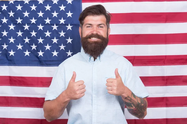 Love your country. happy man at USA national flag. work and travel in usa. be true american. Happy man celebrate 4th of July. Patriotism and freedom. flag is pride. USA Independence Day 4th of July — Stock Photo, Image
