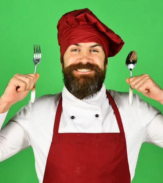 Concept D'ustensiles De Cuisine - Homme Barbu Sérieux En Chapeau