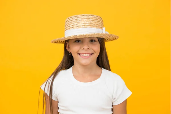 Girl small child wear hat summer vacation, fashion collection concept — Stock Photo, Image