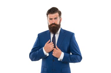 Kişisel tarzına uygun bir gardırop. Şık patron beyazdan izole edilmiş. Resmi tarzda sakallı adam. Profesyonel giysi. İş elbisesi kuralı. Resmi kıyafet. Moda tarzı. Kendine has bir tarzın var.