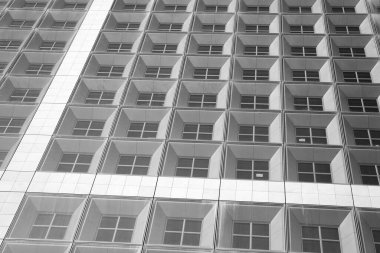 Binanın cam duvarı. Girişimci faaliyetleri. Ofis binası geçmişi. Cam cepheli iş merkezi. Ticari mülk ya da gayrimenkul. Emlakçılık bürosu. büyük şehir hayatı