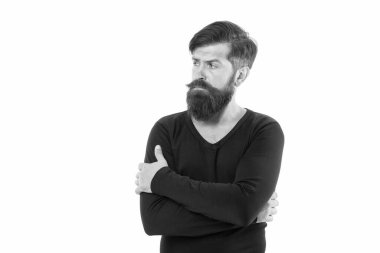 Seksi maço adam. Moda görünümlü sakallı bir erkek. Vahşi hippi. Erkek modası ve güzellik. Güvenle dolu. Hipster günlük kıyafetler giyer. Yakışıklı adamın esmer saçları var. Uzun sakallı şık bir adam.