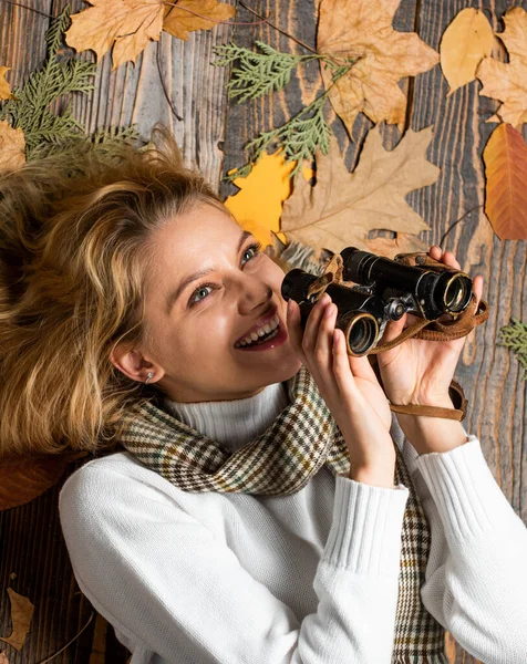 Perfect place to stay. Bird watching tours. cold season concept. looking for autumn shopping sales. discover fall season. Woman Looking Through Binoculars. Travel Holidays Journey. in autumn forest — Stock Photo, Image