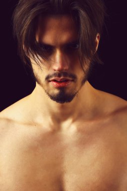 Sakallı maço adam portresi