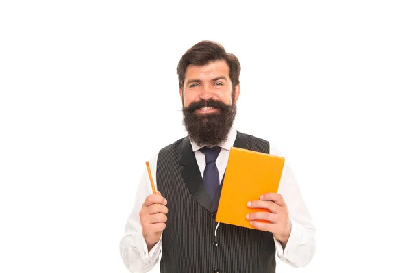 Gelukkig mannelijk leraar houden boek en pen voor les op school, literatuur onderwijs — Stockfoto