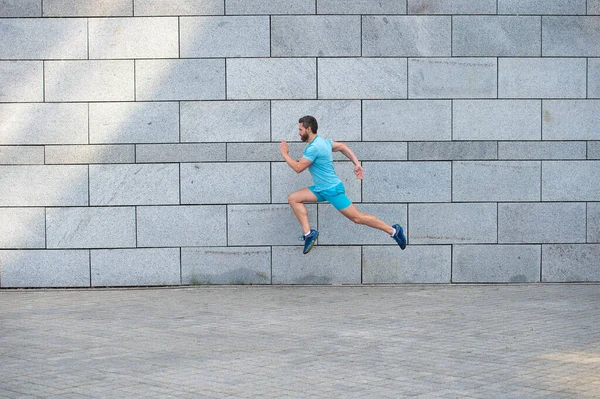 Hareket eden koşucu yan görüşü, mükemmel şekil konsepti