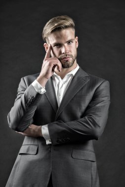 Başarı, güven, zarafet