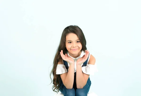 Girl smile with open palms at adorable face — Stock Photo, Image