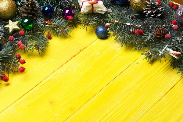 Χειμώνας και κάρτα Πρωτοχρονιάς. Σύνθεση της Χριστουγεννιάτικης διακόσμησης — Φωτογραφία Αρχείου