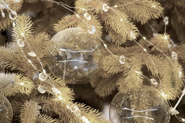 Cam top Noel süslemesi