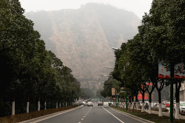 Coches Camino Las Montañas — Foto de Stock