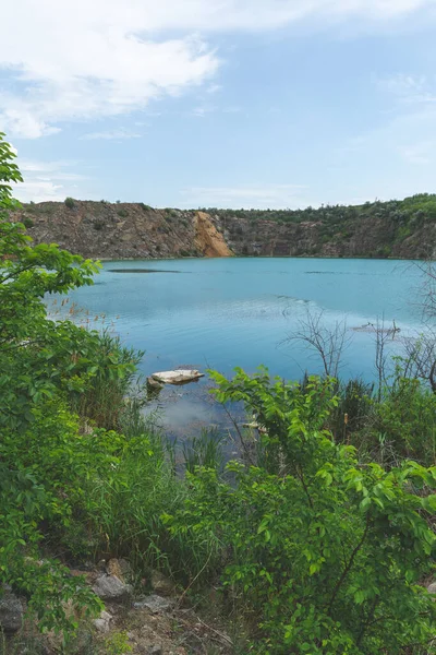 Cantera Inundada Con Agua Suave — Foto de Stock