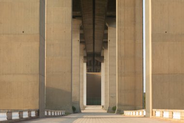 Altın Kapı Köprüsü Çin 'de gündüz çekimleri