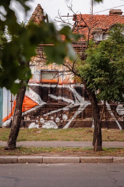 Stary Zniszczony Dom Graffiti Wysokiej Jakości Zdjęcie Obraz Stockowy