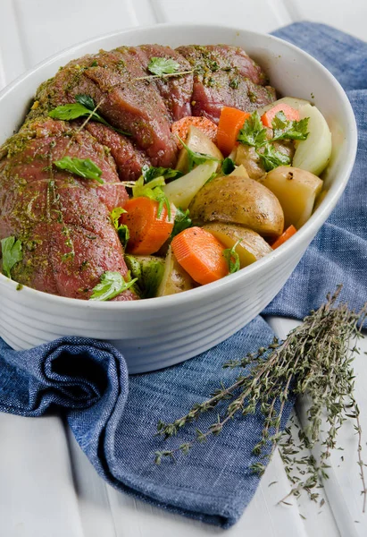 Close View Beef Rolls Vegetables Ready Cooking — Stock Photo, Image