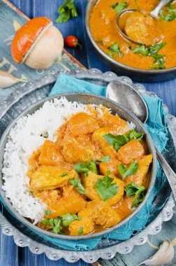 lezzetli kabak köri tavuk ve pirinç ile