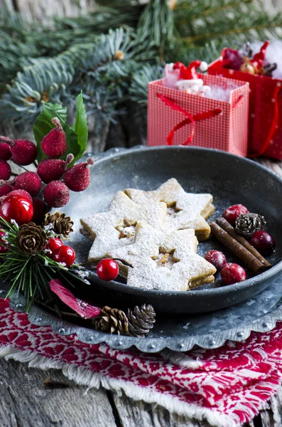 Biscoitos Festivos Caseiros Doces Fundo Madeira — Fotografia de Stock