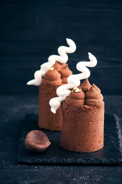 Gâteaux Décorés Sucrés Cuits Sur Table — Photo