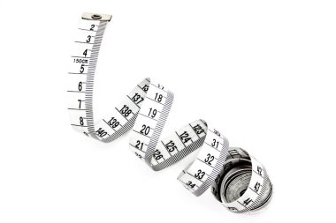 Beyaz backgroun üzerinde beyaz sentimeter vardır