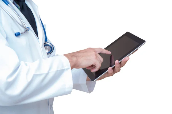 Médico segurando um computador tablet ao usá-lo isolado no whit — Fotografia de Stock