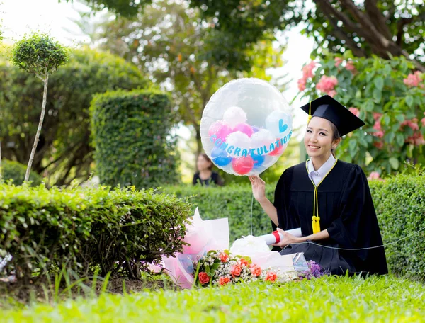Happy graduated student girl - congratulations of education succ — Stock Photo, Image