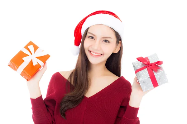 Feliz mulher asiática com sorriso segurando caixa de presente de xmas, Presente g — Fotografia de Stock