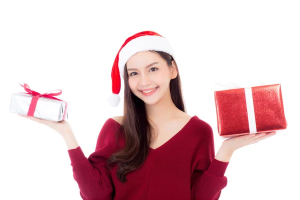 Feliz mulher asiática com sorriso segurando caixa de presente de xmas, Presente g — Fotografia de Stock