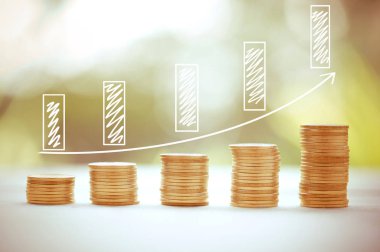 Para sikkeleri doğa arka plan, savin üzerinde büyüyen grafik banka yığını