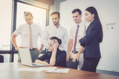 Probl ile mutsuz ve stres iş grubu toplantı takım çalışması