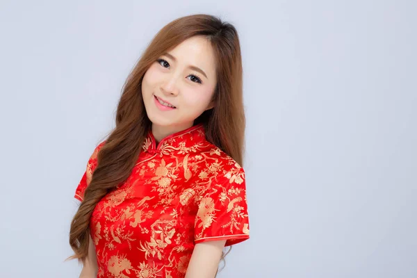 아름다운 초상화 행복 한 중국 새해 젊은 아시아 여자 착용 — 스톡 사진
