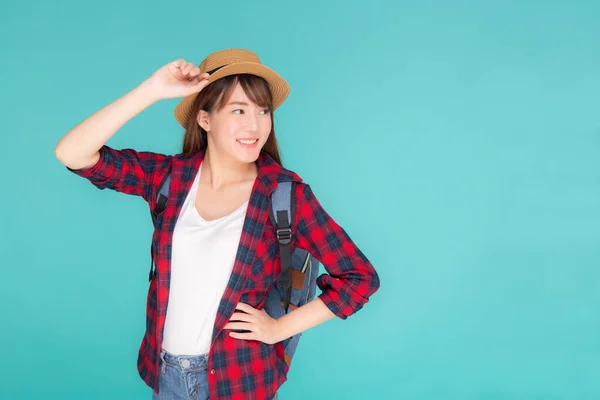 Hermoso retrato joven asiático mujer sosteniendo sombrero sonrisa expressio —  Fotos de Stock