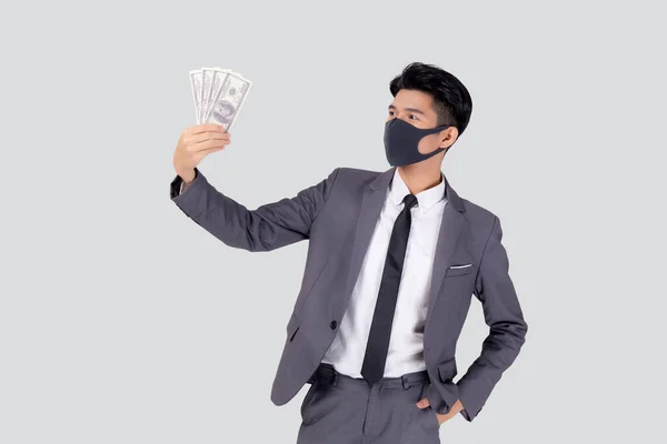 Joven Hombre Negocios Asiático Máscara Cara Celebración Dinero Dólar Aislado —  Fotos de Stock