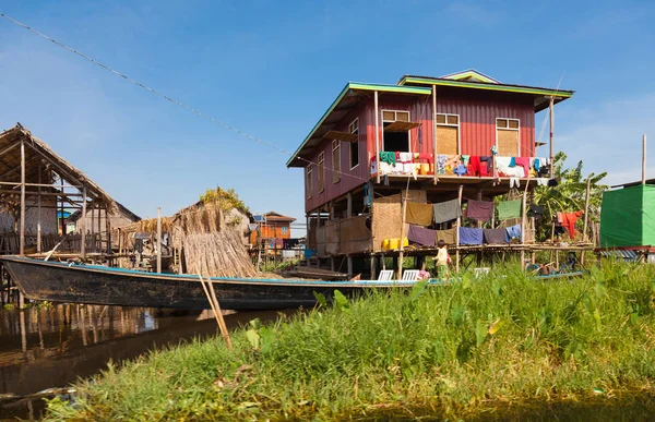 Озеро Инле Мьянма Декабря 2015 Года Дома Деревне Хупин Ньяунг — стоковое фото