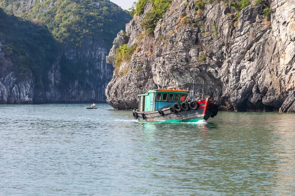 Bay Vietnam Aralık 2013 Uzun Vietnamca Balıkçı Teknesi Balıkçı Uzun — Stok fotoğraf
