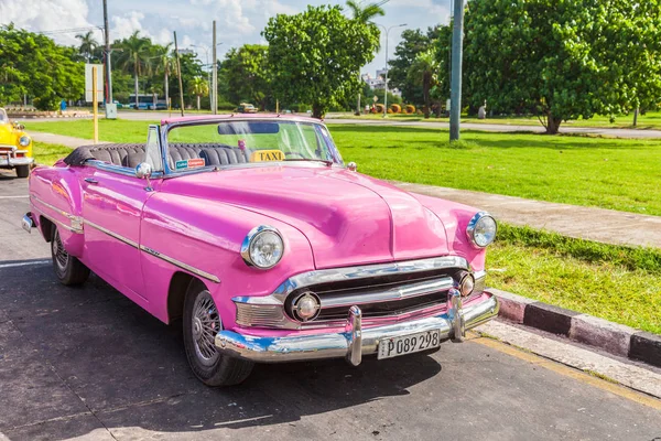 Vintage Klasszikus Régi Amerikai Autó Használt Taxi Turista Parkolt Forradalom — Stock Fotó