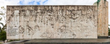 Santa Clara, Küba-14 Ekim 2016. Che Guevara 'nın hayatını Küba Ulusal Anıtı' nda, Plaza de la Revolution 'da, mozolede ve Che Guevara ve diğer dövüşçülerin dinlenme yerinde kurtardı..